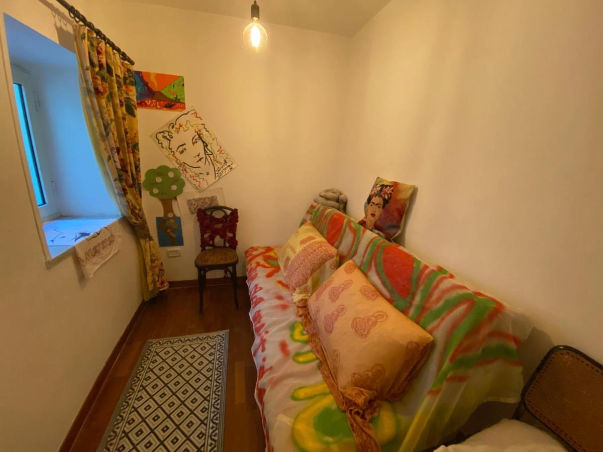 Casa Gioia, Tra Palazzo Reale,Lungomare E Monte Echia Apartment Napoli Exterior foto